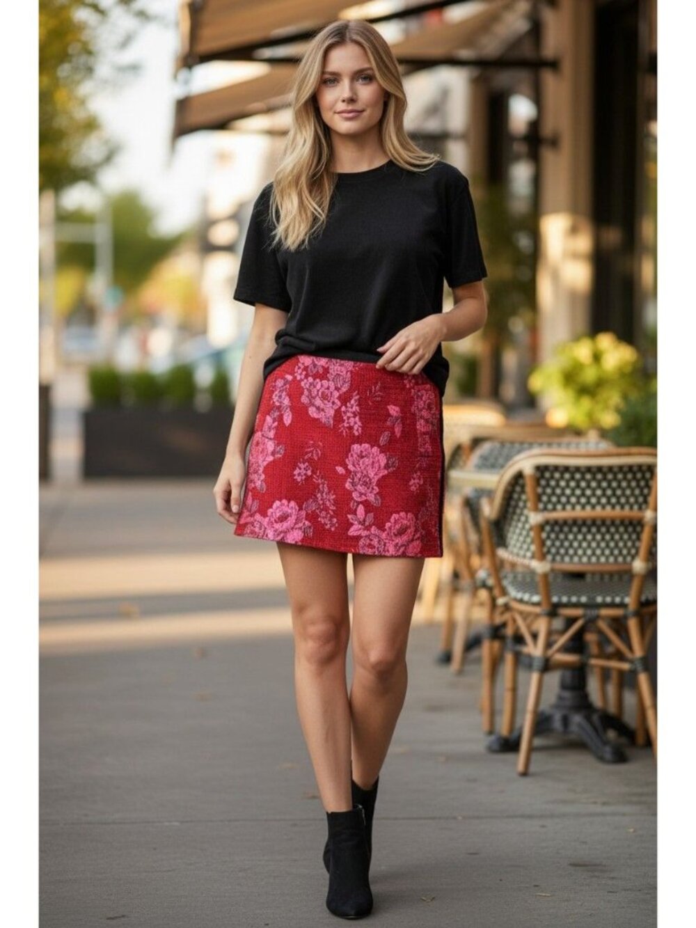 Topshop Red Floral Mini Skirt With Black Side Panels Back Zipper US Size 12 Eleg
